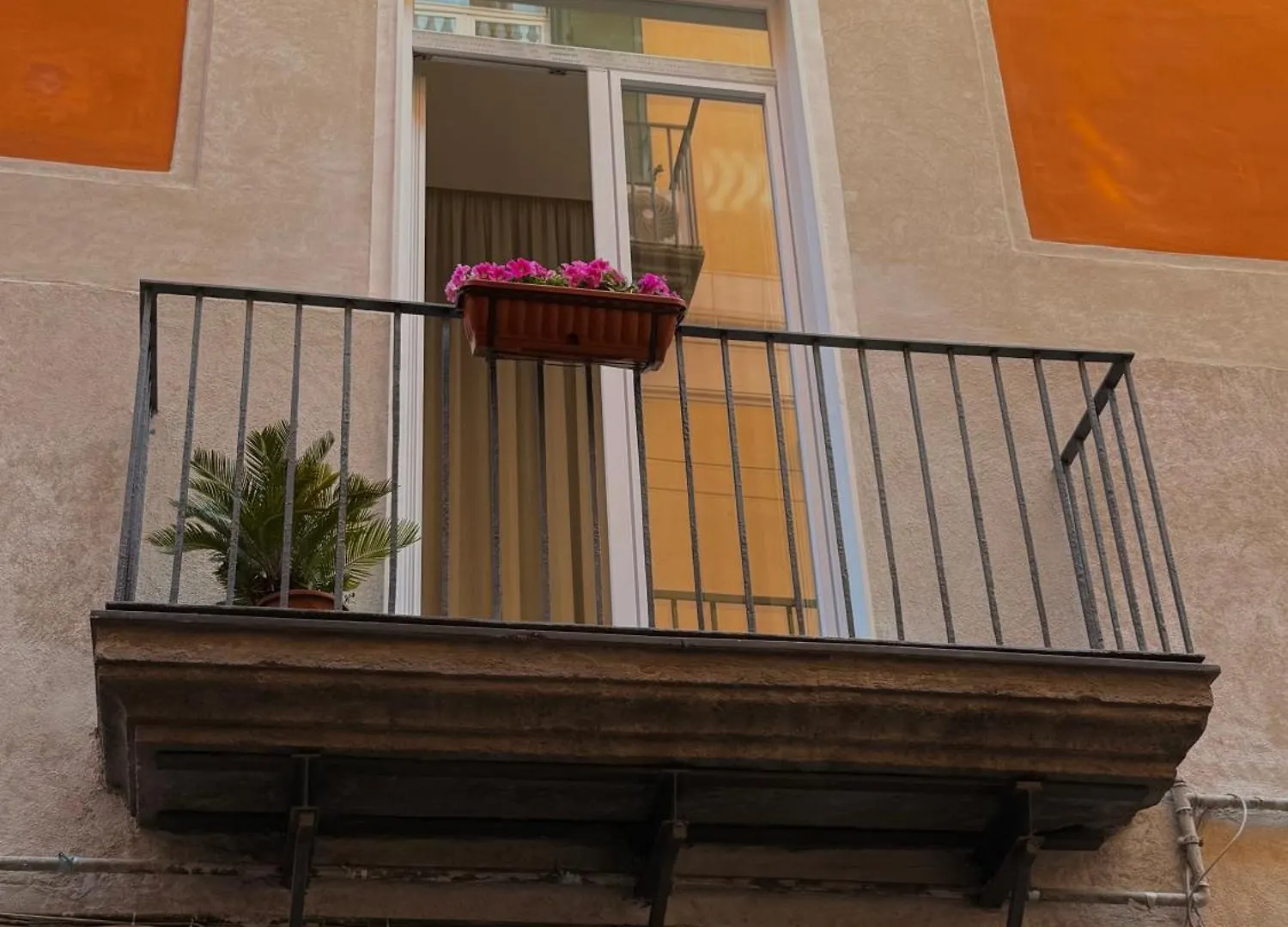 Angiolina Suite Νάπολη 0*,  Ιταλία