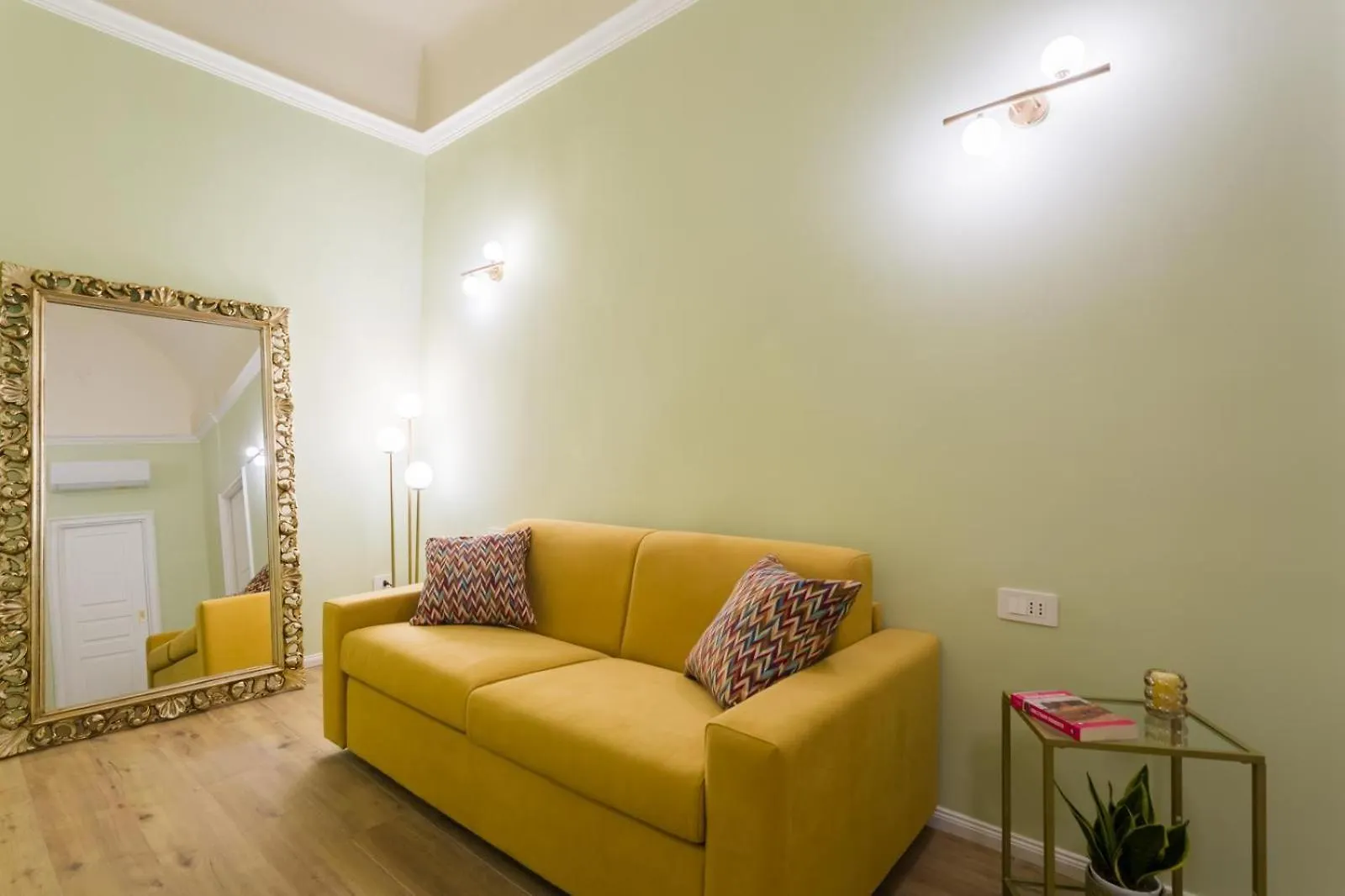 Angiolina Suite Napoli 0*,